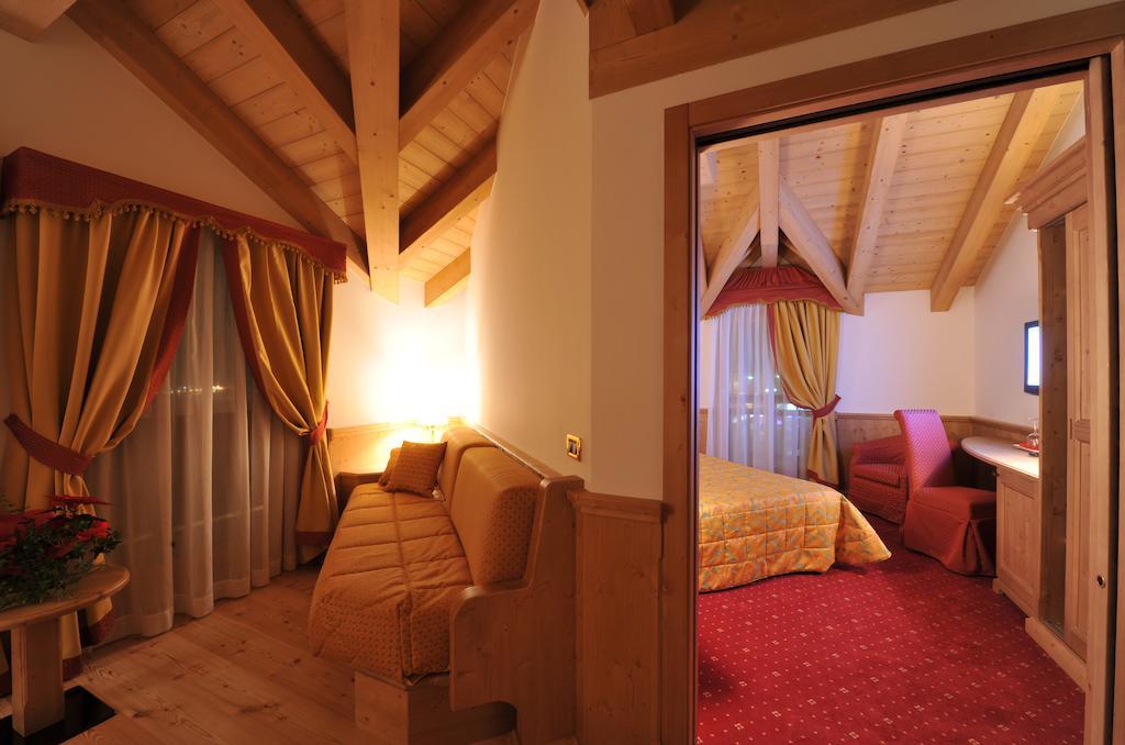 Sporthotel Rosatti Dimaro Rum bild